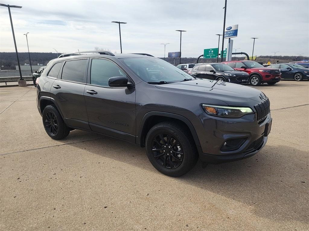 used 2023 Jeep Cherokee car, priced at $24,995