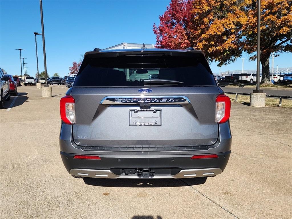 new 2024 Ford Explorer car, priced at $44,750