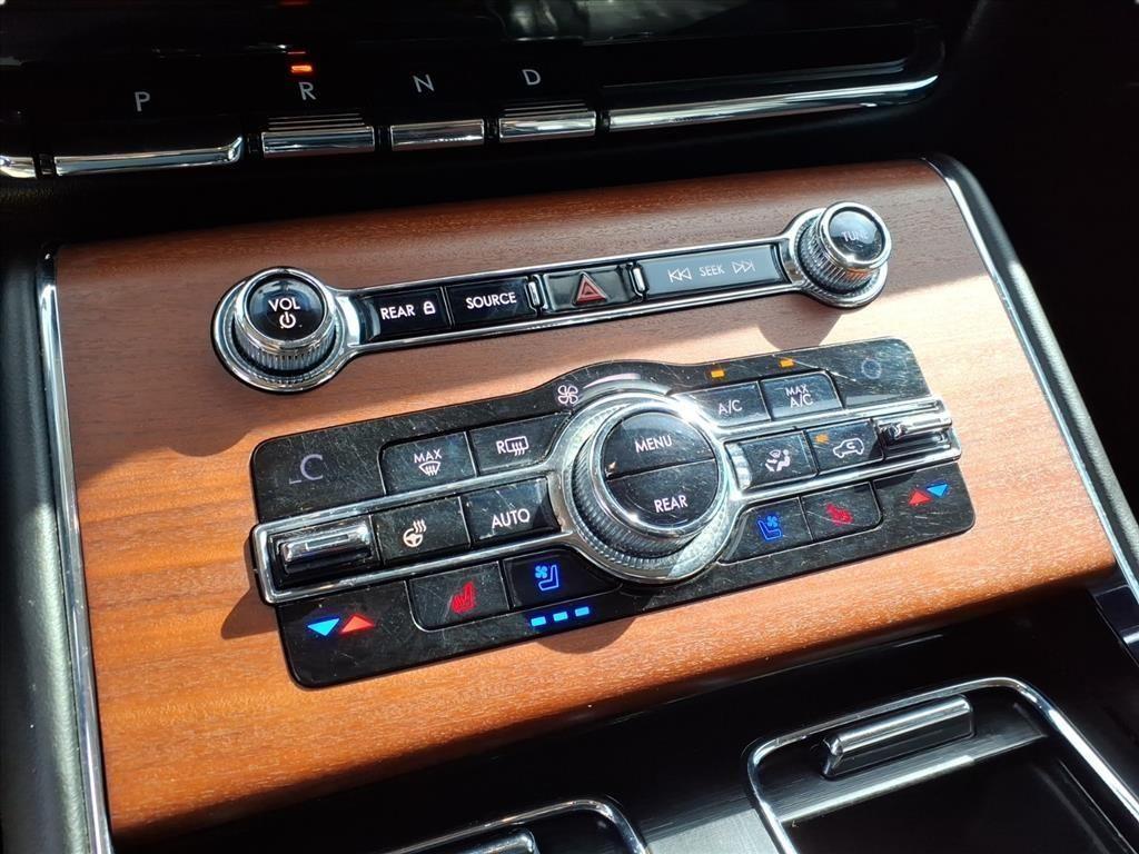 used 2020 Lincoln Aviator car, priced at $28,995