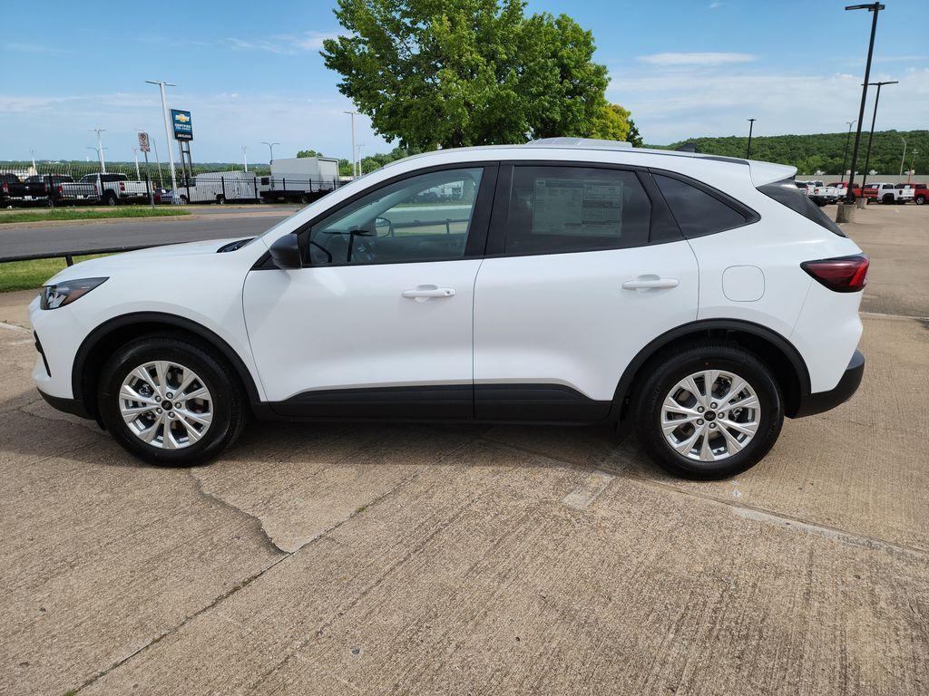 new 2025 Ford Escape car, priced at $27,729