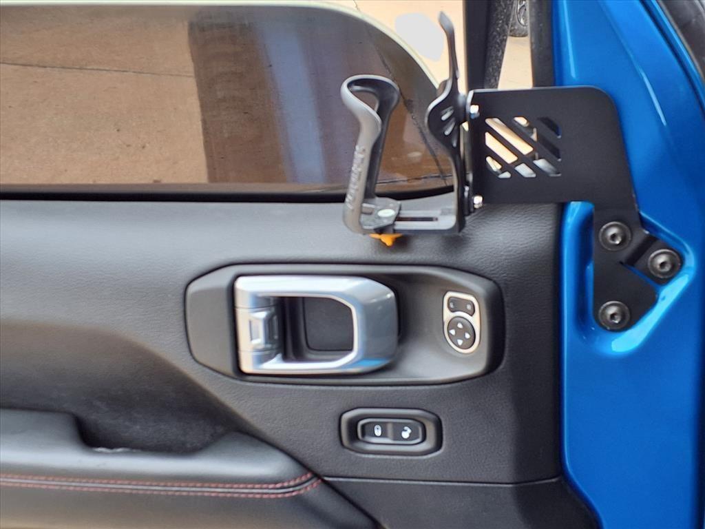 used 2021 Jeep Gladiator car, priced at $31,895