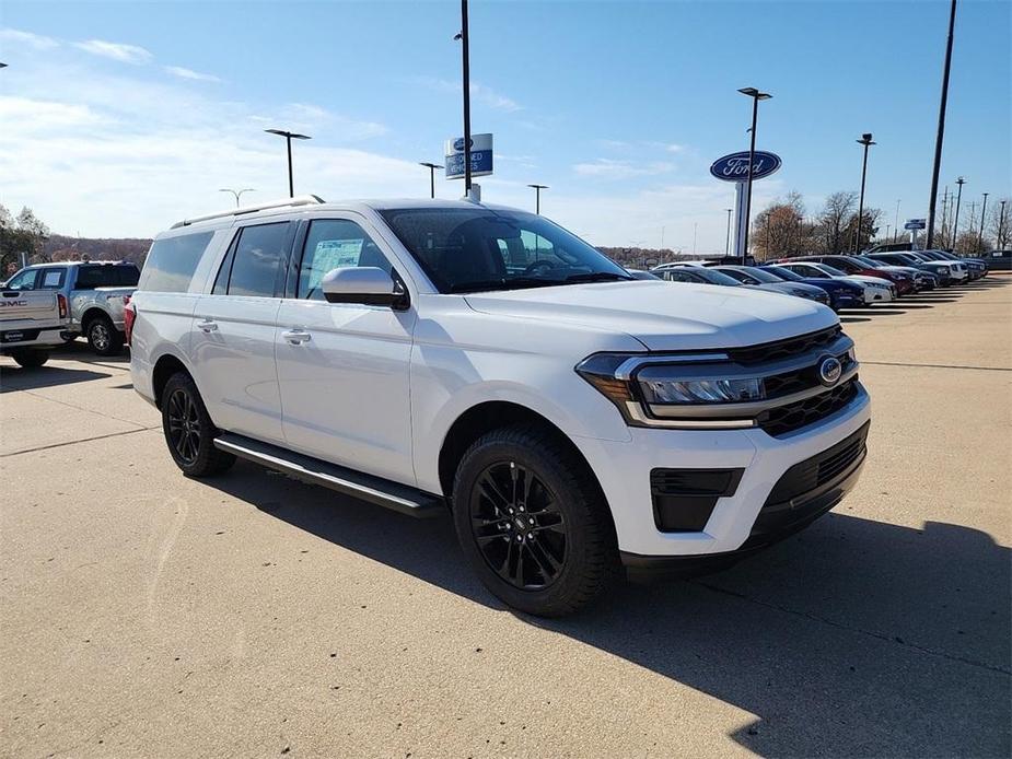 new 2024 Ford Expedition Max car, priced at $62,672