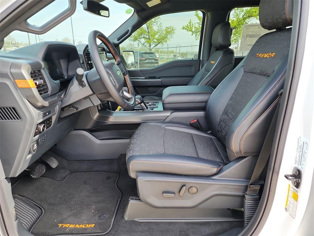 new 2025 Ford F-150 car, priced at $61,735