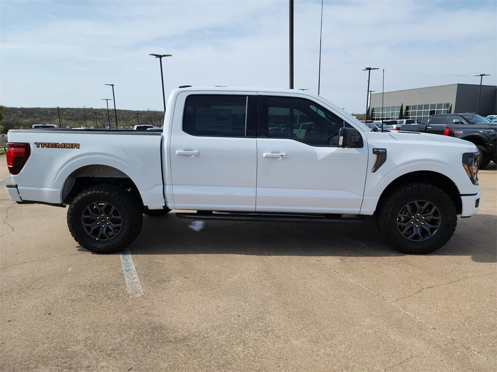 new 2025 Ford F-150 car, priced at $61,735