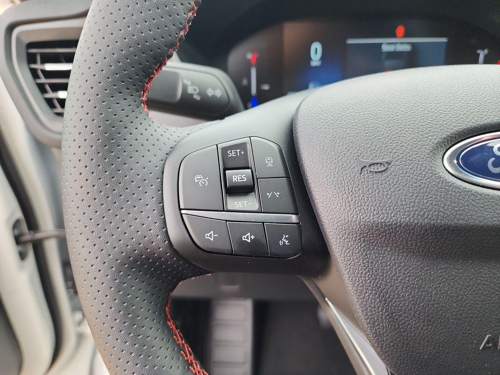 new 2025 Ford Escape car, priced at $28,815