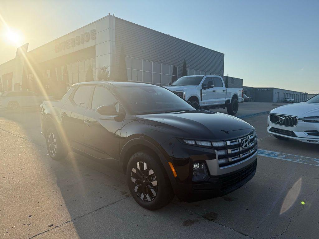used 2025 Hyundai SANTA CRUZ car, priced at $26,877