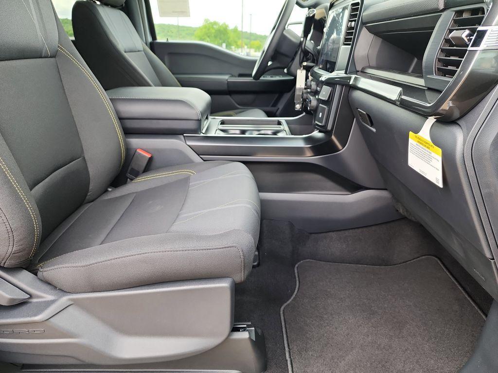 new 2025 Ford F-150 car, priced at $45,405
