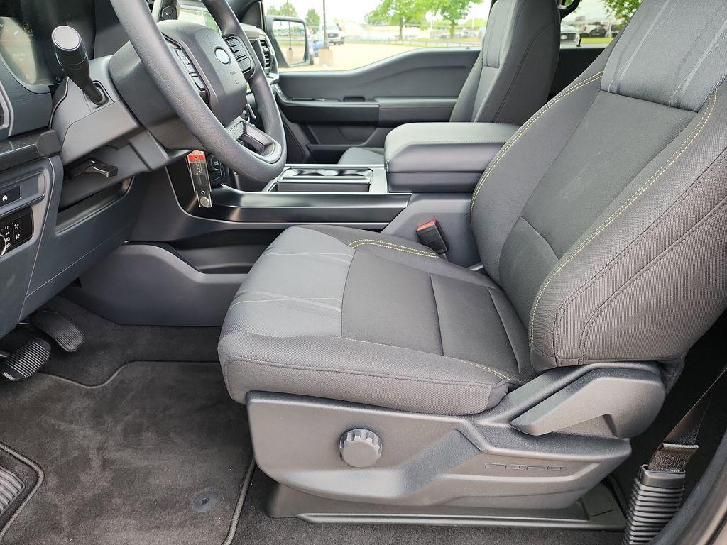 new 2025 Ford F-150 car, priced at $45,405