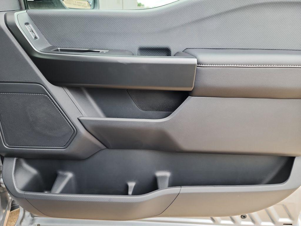 new 2025 Ford F-150 car, priced at $45,405