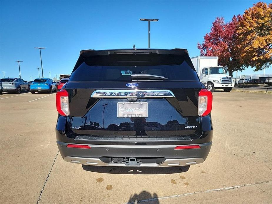 new 2024 Ford Explorer car, priced at $45,178