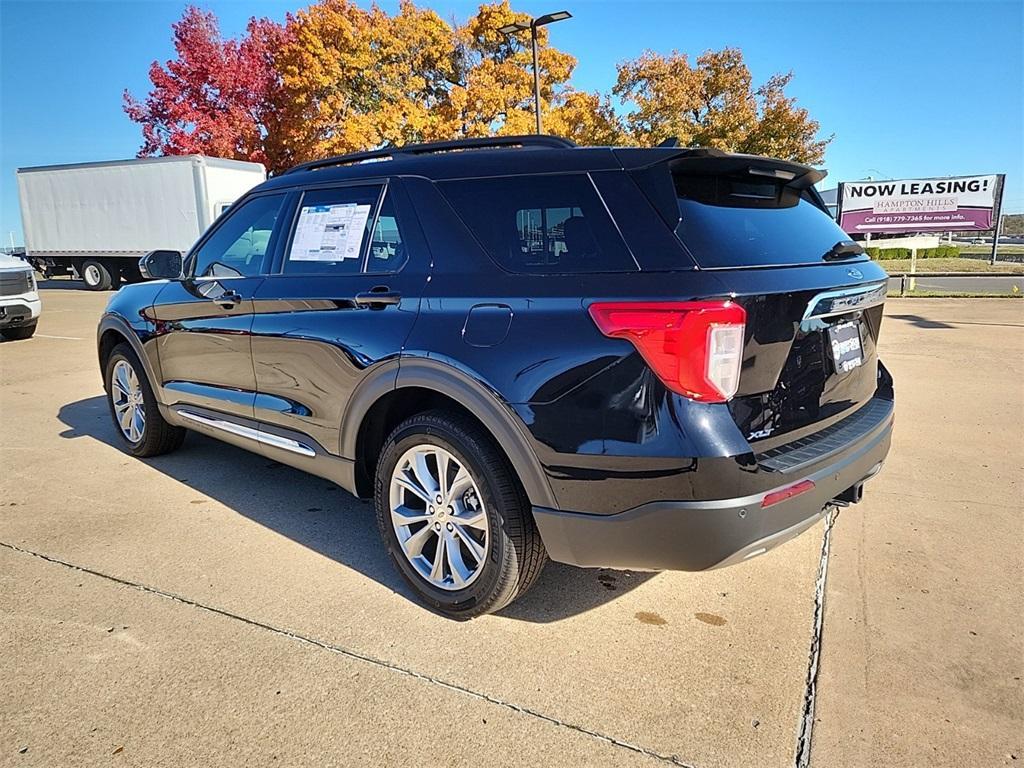 new 2024 Ford Explorer car, priced at $45,178