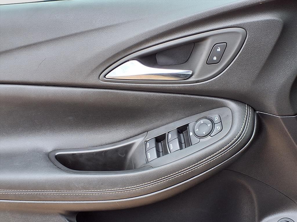 used 2023 Buick Encore GX car, priced at $19,995