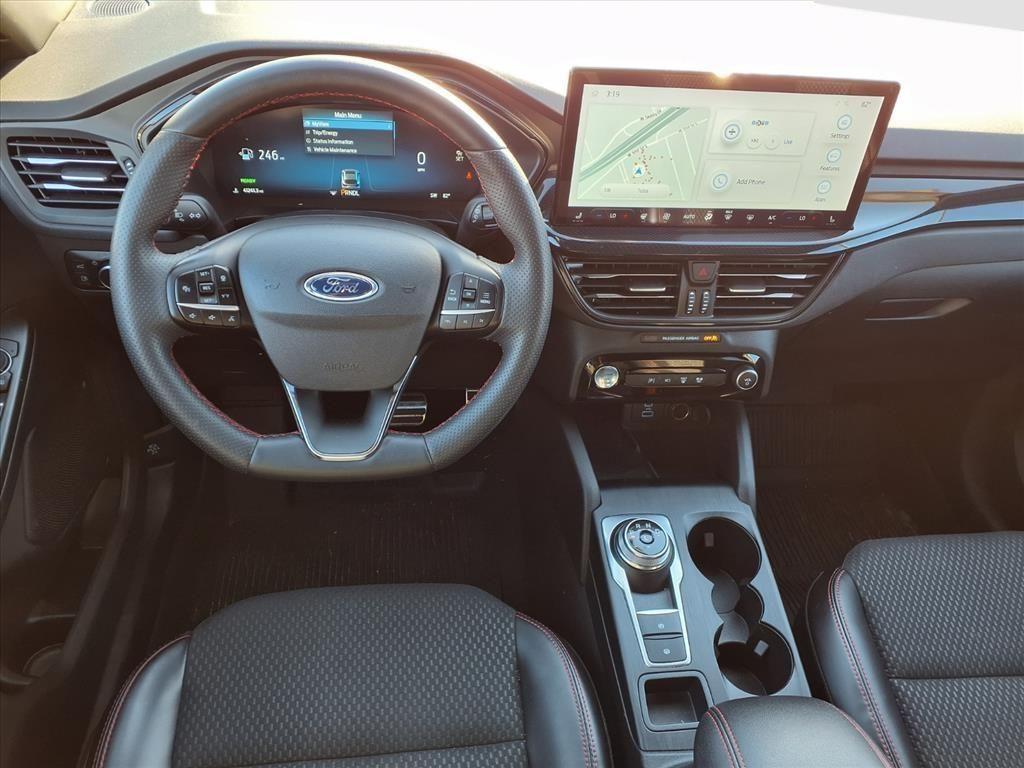 used 2023 Ford Escape car, priced at $27,606