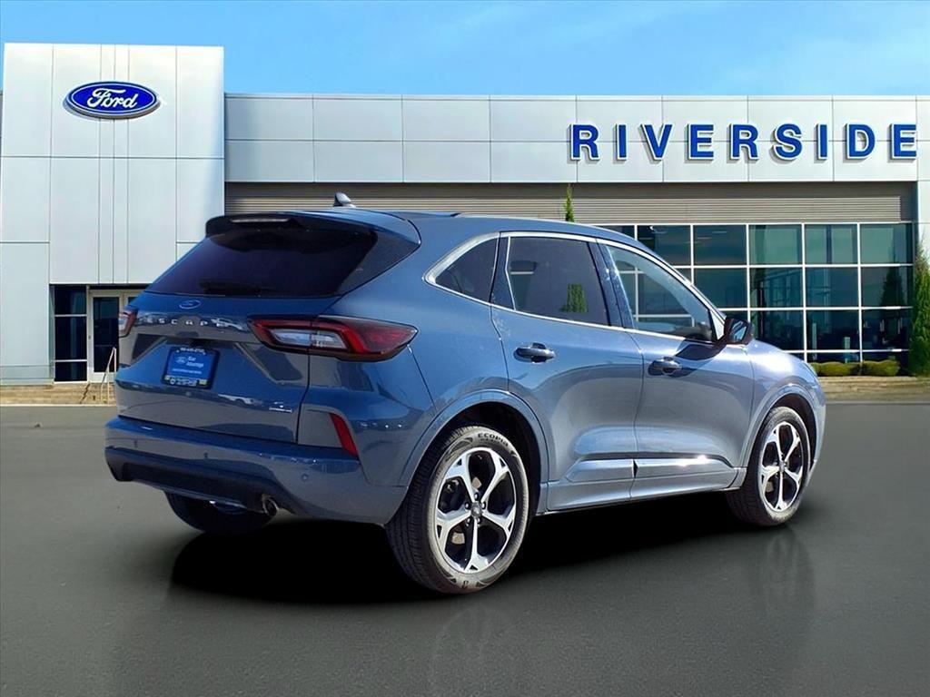 used 2023 Ford Escape car, priced at $27,606