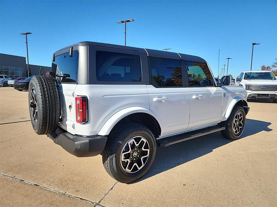 new 2024 Ford Bronco car, priced at $52,694