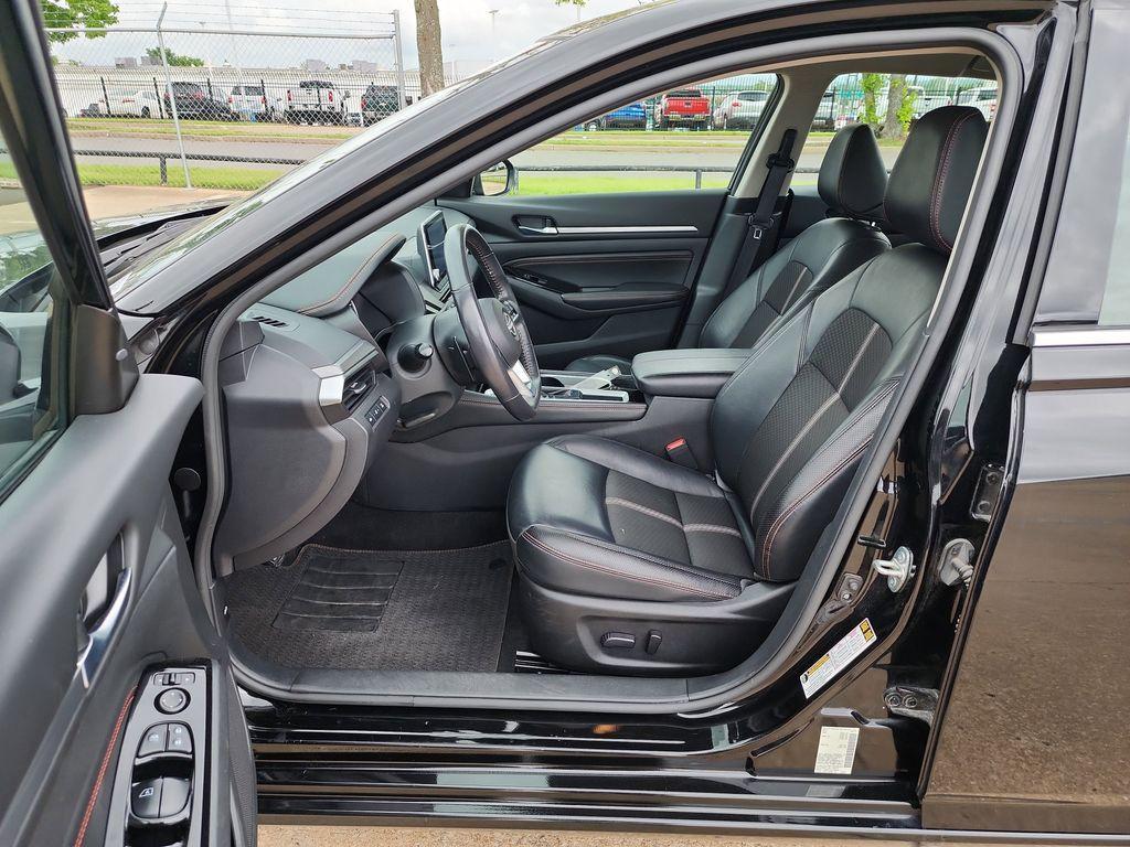 used 2023 Nissan Altima car, priced at $23,200