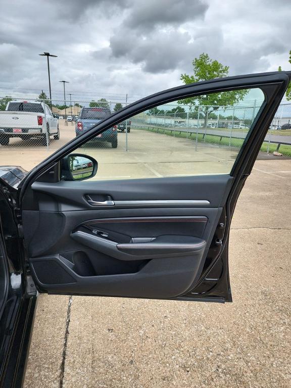 used 2023 Nissan Altima car, priced at $23,200