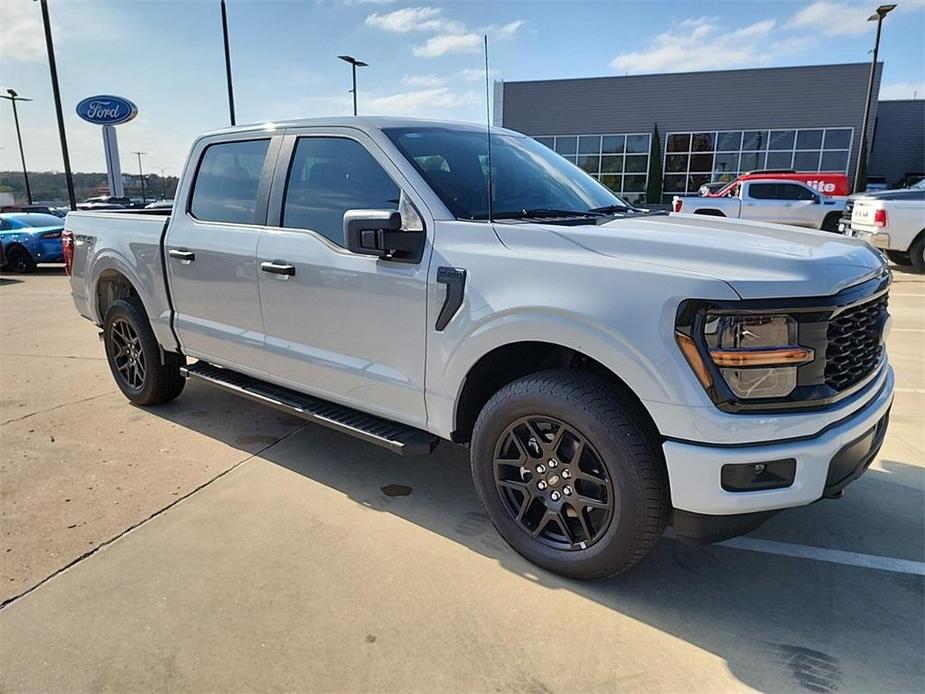 new 2024 Ford F-150 car, priced at $46,489