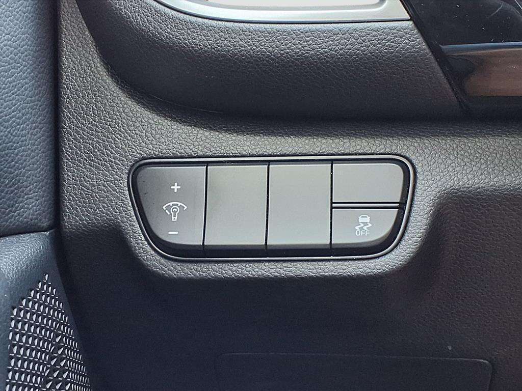 used 2024 Kia Seltos car, priced at $20,995