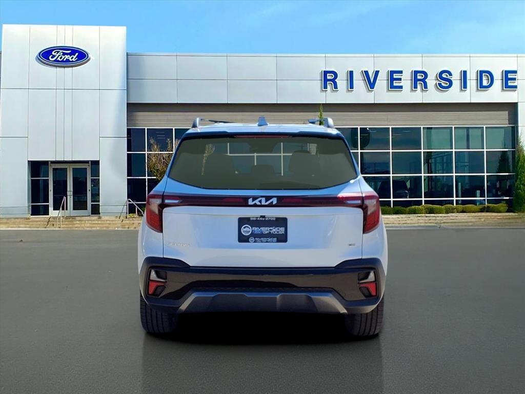 used 2024 Kia Seltos car, priced at $20,995