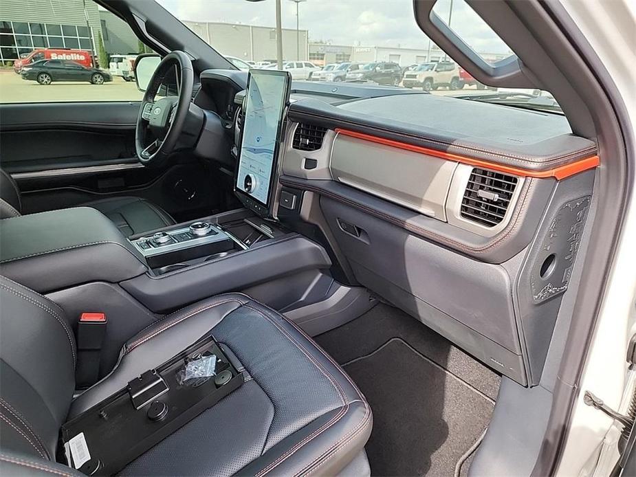 new 2024 Ford Expedition car, priced at $72,363