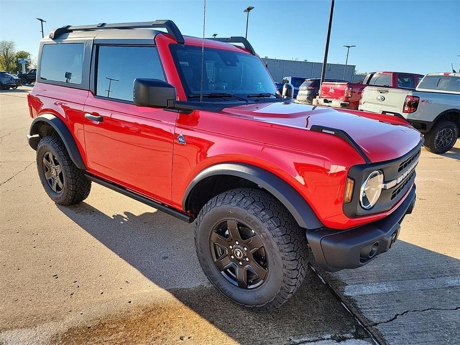 new 2024 Ford Bronco car, priced at $45,302