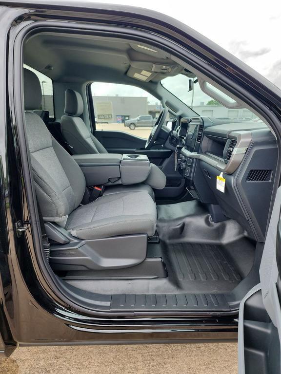 new 2025 Ford F-150 car, priced at $57,977