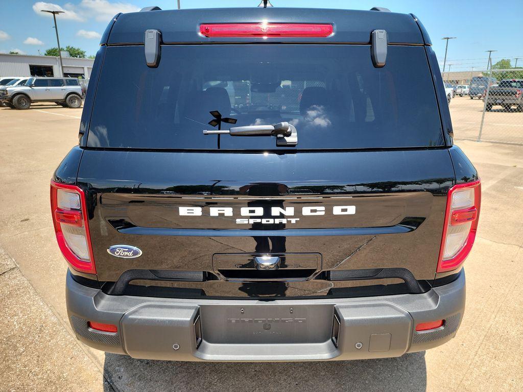 new 2025 Ford Bronco Sport car, priced at $33,545