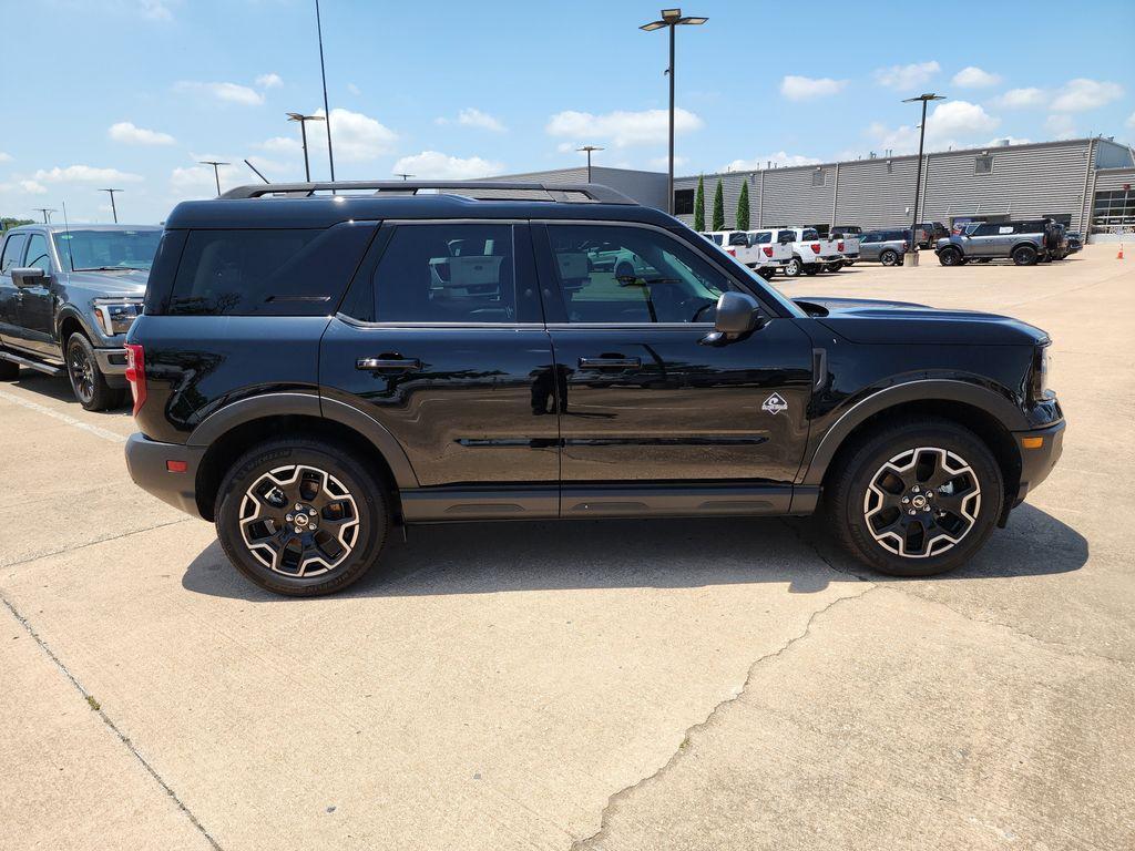 new 2025 Ford Bronco Sport car, priced at $33,545