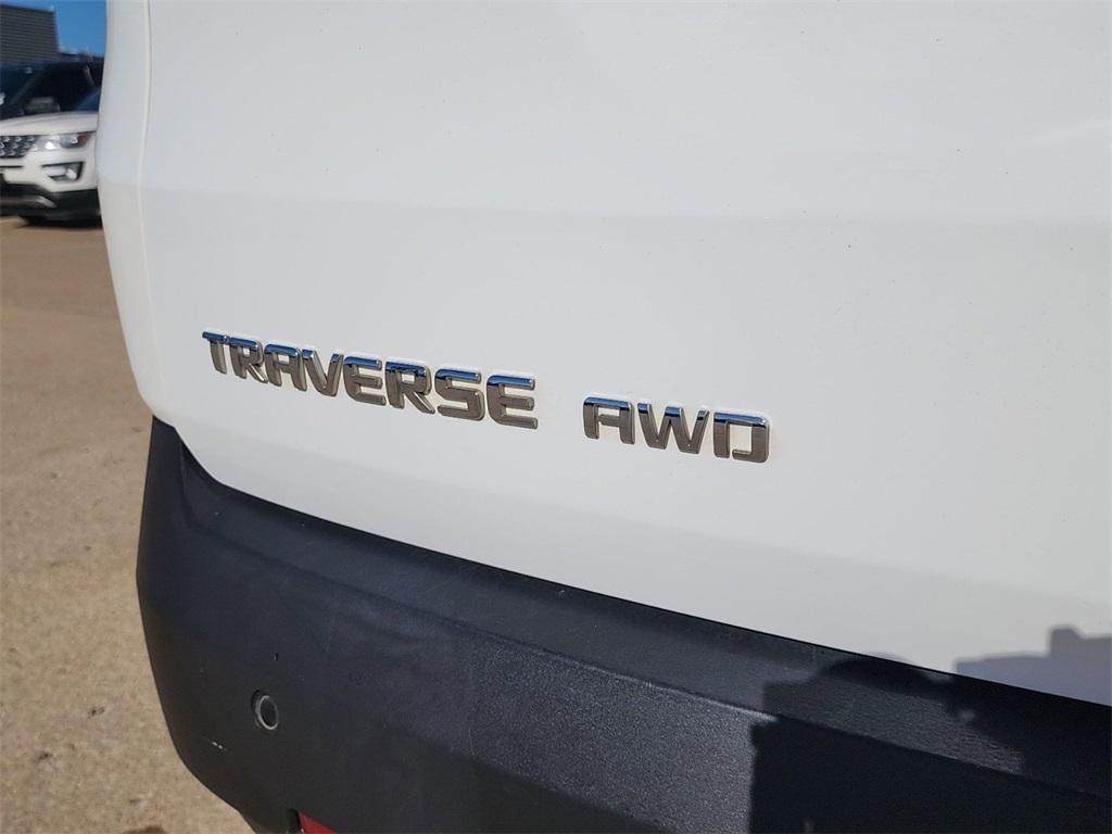 used 2019 Chevrolet Traverse car, priced at $23,795