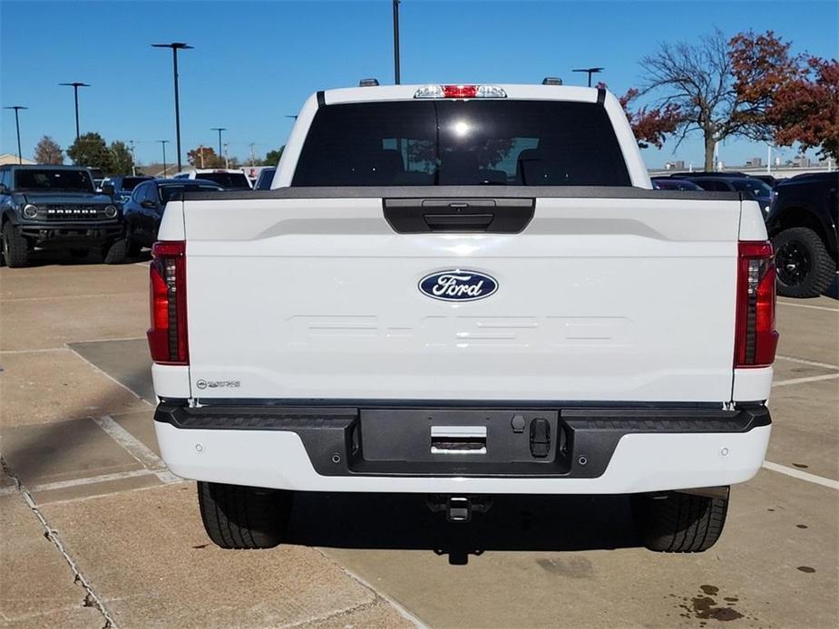 new 2024 Ford F-150 car, priced at $43,392