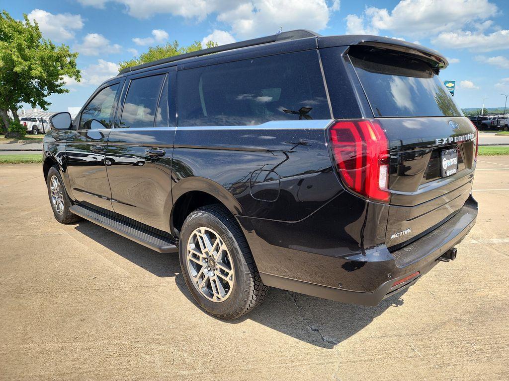 new 2025 Ford Expedition Max car, priced at $72,325