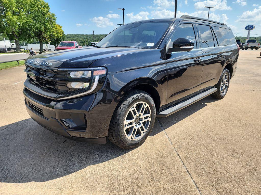 new 2025 Ford Expedition Max car, priced at $72,325