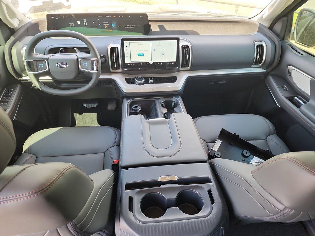 new 2025 Ford Expedition Max car, priced at $72,325