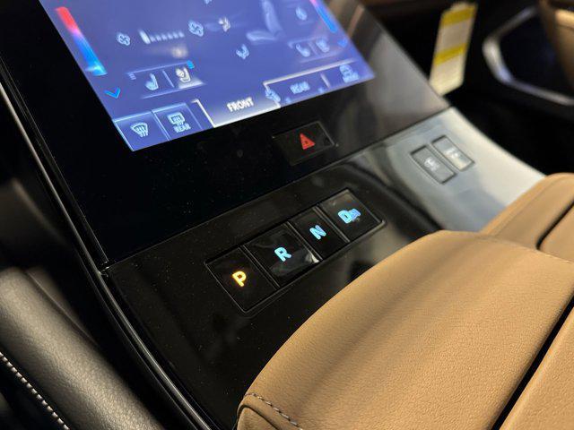new 2025 INFINITI QX80 car, priced at $95,400