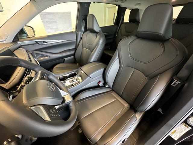 new 2025 INFINITI QX60 car, priced at $60,125