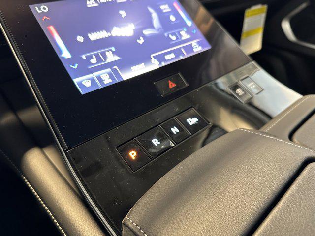 new 2025 INFINITI QX80 car, priced at $91,332