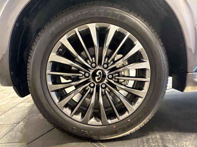 used 2024 INFINITI QX80 car, priced at $55,090