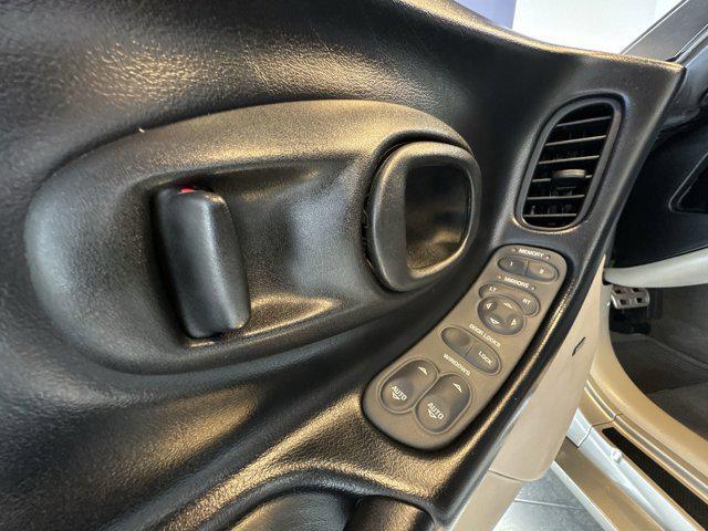 used 2000 Chevrolet Corvette car, priced at $19,324