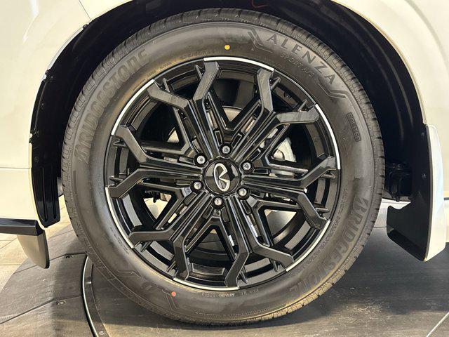 new 2026 INFINITI QX80 car, priced at $93,248