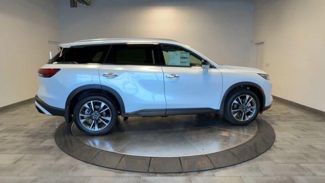 new 2025 INFINITI QX60 car, priced at $56,080