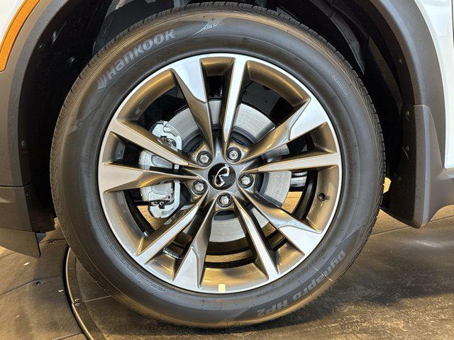 new 2025 INFINITI QX60 car, priced at $56,080