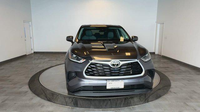 used 2021 Toyota Highlander car, priced at $29,697