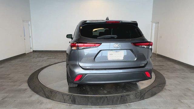 used 2021 Toyota Highlander car, priced at $29,697