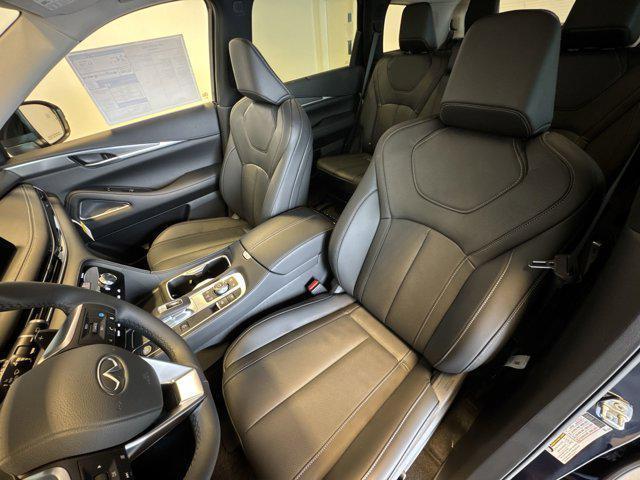 new 2025 INFINITI QX60 car, priced at $59,580