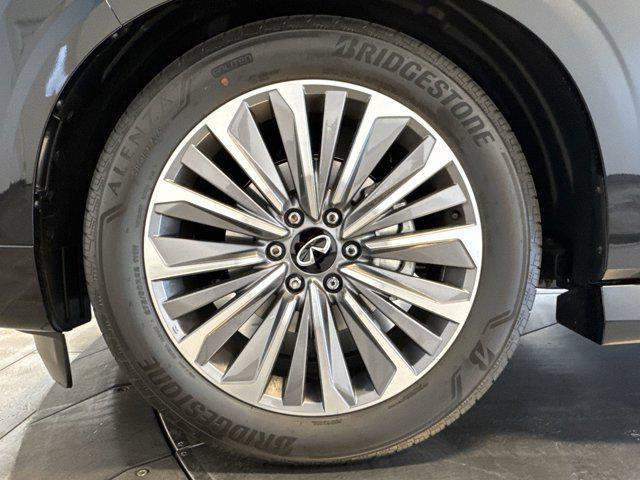 new 2025 INFINITI QX80 car, priced at $94,240