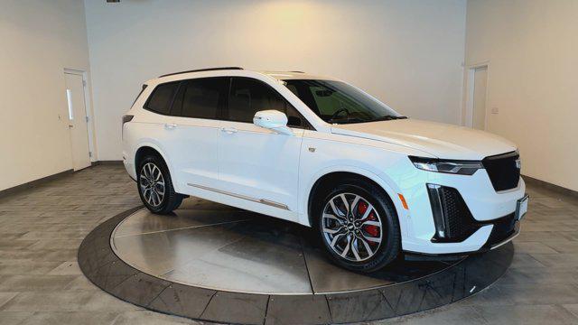 used 2022 Cadillac XT6 car, priced at $40,697
