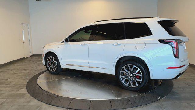used 2022 Cadillac XT6 car, priced at $40,697