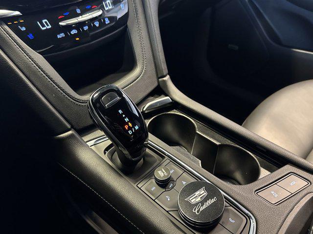 used 2022 Cadillac XT6 car, priced at $40,697