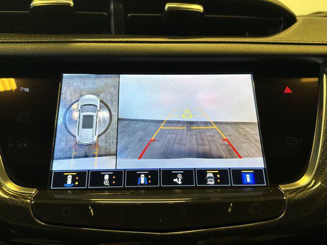 used 2022 Cadillac XT6 car, priced at $40,697